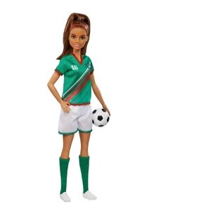 BARBIE SOCCER DOLL GREEN #16 NIB